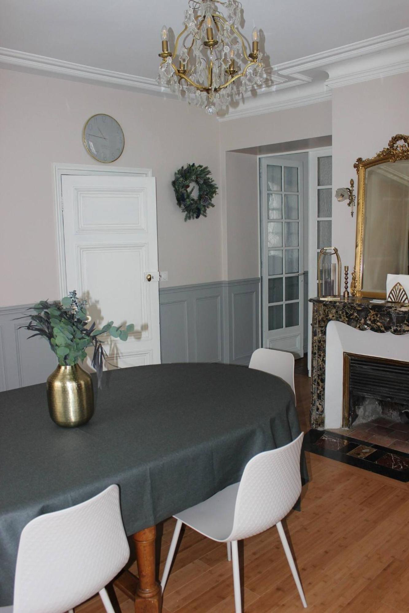 Domaine De Charme Au Coeur D'Orleans Classe 3 Etoiles - Bords De Loire - 21 Couchages Avec Parkings Prives Exterior foto